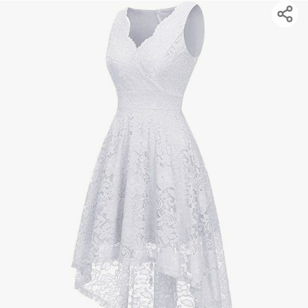 Vinvv White Floral Lace Hi-Low Wedding Dress